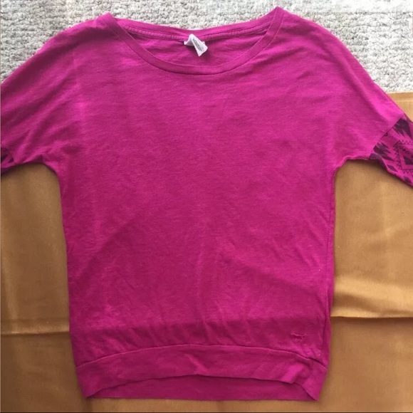 Victoria's Secret Pink long Sleeve Tee. Size Small - Picture 6 of 6